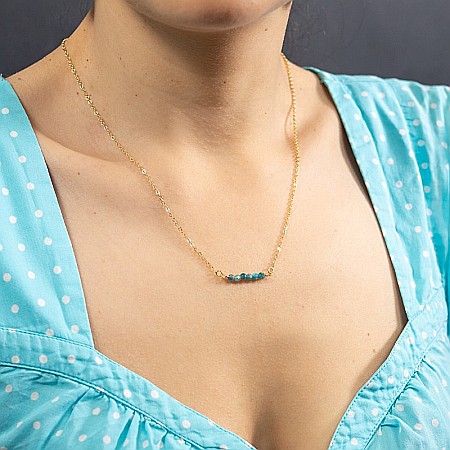 Colier dragut cu margelute mici de piatra semipretioasa de apatit, Ehan, placat cu aur de 18K [8]