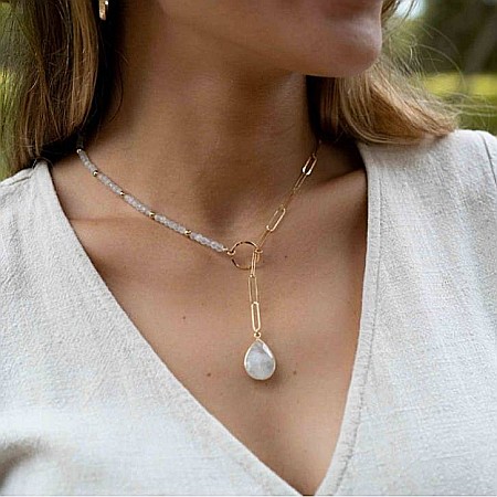 Lanturi / Coliere - Colier lariat Kira cu piatra lunii in forma de lacrima placat cu aur