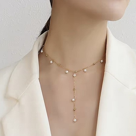 Colier tassel elegant lung din otel inoxidabil placat cu aur si perle Yanira