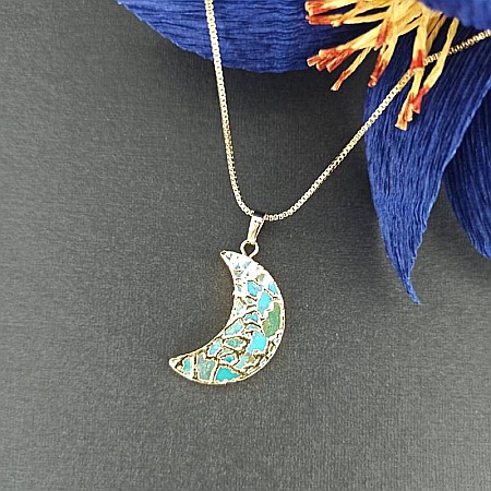 Comunica cu incredere purtand la gat Lantul cu Pandantiv Turcoaz Moon placat cu aur de 18K [6]