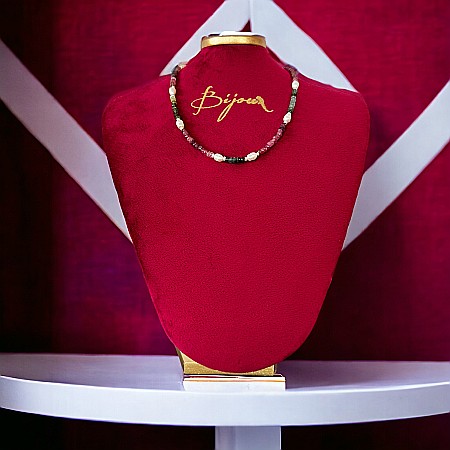 Descopera Magia si Eleganta in Colierul Nostru Unic din Perle Naturale si Cristale de Turmalina Multicolora cu argint [5]