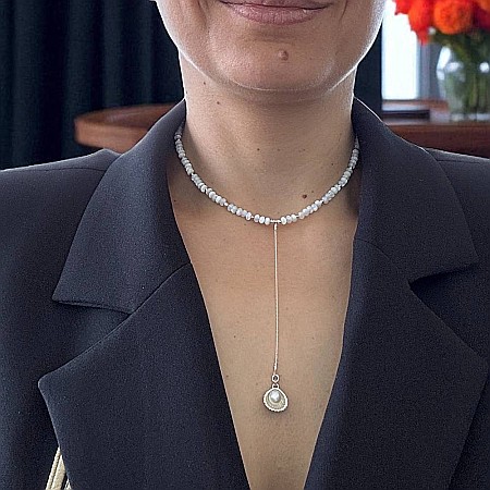 Lantisor lung elegant din argint cu rondele din sidef de scoica si pandantiv scoica cu perla [2]