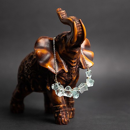 Mali, colier cu pietre brute neregulate, cristale de Apatit, placat cu aur de 18K [9]