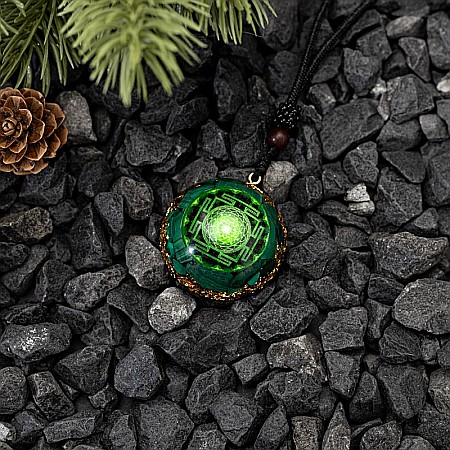 Medalion Orgonit Hara din pietre semipretioase de Malachit [4]