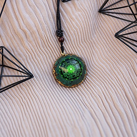 Medalion Orgonit Hara din pietre semipretioase de Malachit [2]