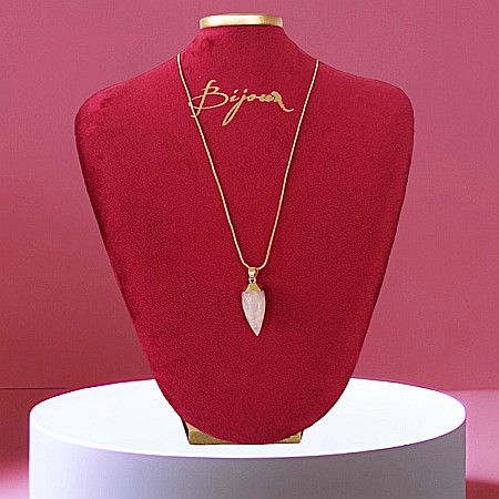 Pandantiv cu cristal de cuart roz, fatetat, forma lacrima, placat cu aur [3]