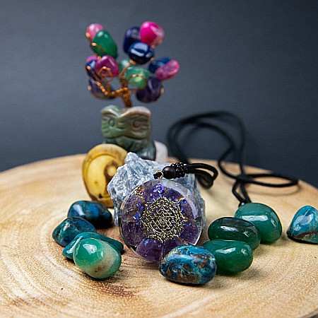 Pandantiv orgonic “IKE” din Ametist si Bucatele de Scoici Mov cu Simbolul Sri Yantra, 3.6cm [6]