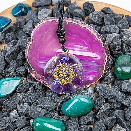 Pandantiv orgonic “IKE” din Ametist si Bucatele de Scoici Mov cu Simbolul Sri Yantra, 3.6cm [2]