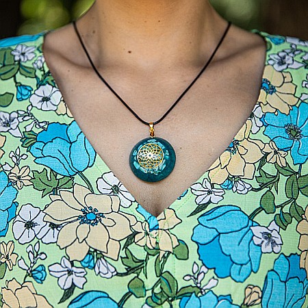 Pandantiv Orgonic SHANTE din Pietre Turcoaz, cu Simbol Floarea Vietii, 3.6 cm [1]