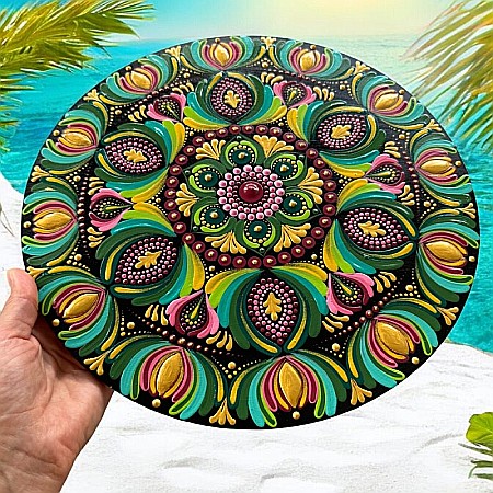 Pictura Mandala unicat, realizata manual in culori acrilice pe suport de lemn de 30 cm [2]