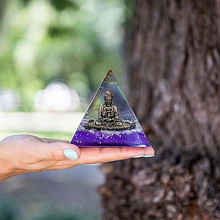 Piramida Orgonica Buddha din Cuart Alb, Cristale de Granat, Pulbere de Cupru Generatoare de Energie [2]