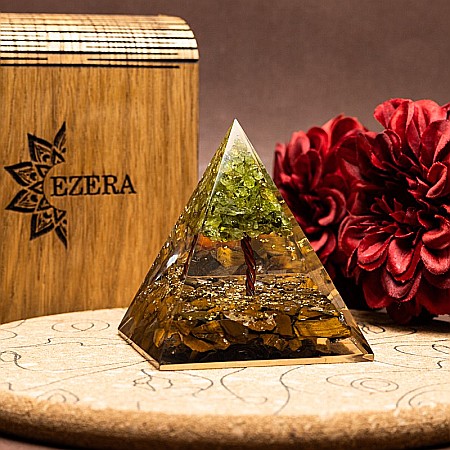 Piramida Orgonica Copacel cu cristale de Peridot si Ochi de Tigru- ❤️ Creeaza energia vietii la tine acasa! [4]