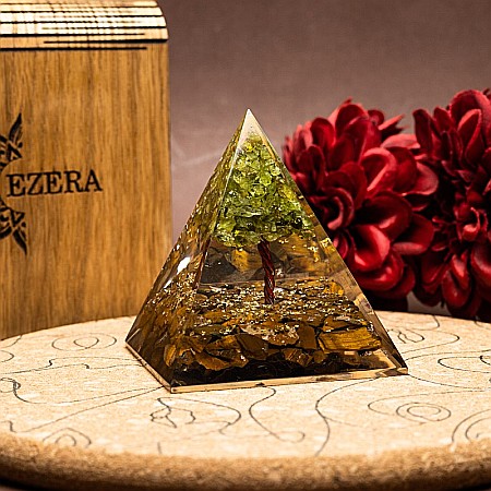 Piramida Orgonica Copacel cu cristale de Peridot si Ochi de Tigru- ❤️ Creeaza energia vietii la tine acasa! [5]