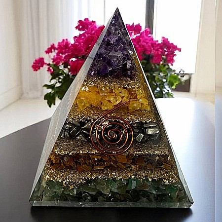 Piramida orgonica din cristale de Ametist, Citrin, Pirita, Ochi de Tigru si Aventurin [3]
