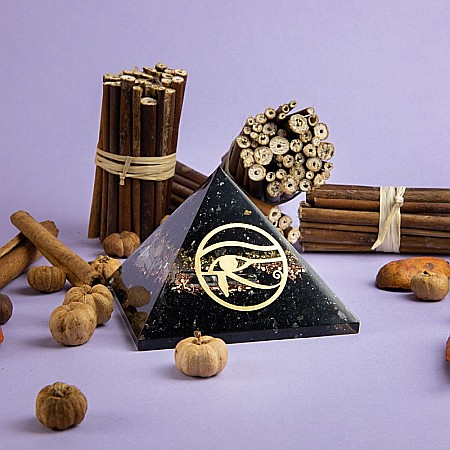 Piramida Orgonica Ebony din Turmalina Neagra, Cuart Alb, Cupru si Simbol Ochiul lui Horus Pentru Protectie Electromagnetica [1]