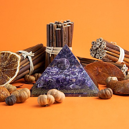 Piramida Orgonica Nathifa cu Cristale si Sfera de Ametist, Praf de Cupru pentru Protectie Impotriva Radiatiilor Electromagnetice [4]