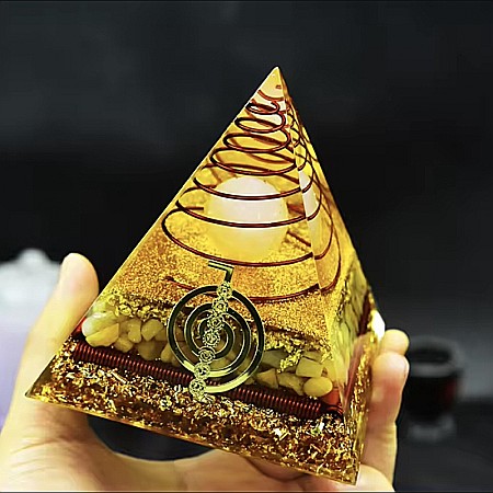 Galben - Piramida orgonica Nidhi pentru meditatie care aduce abundenta si noroc, piramida energetica Reiki