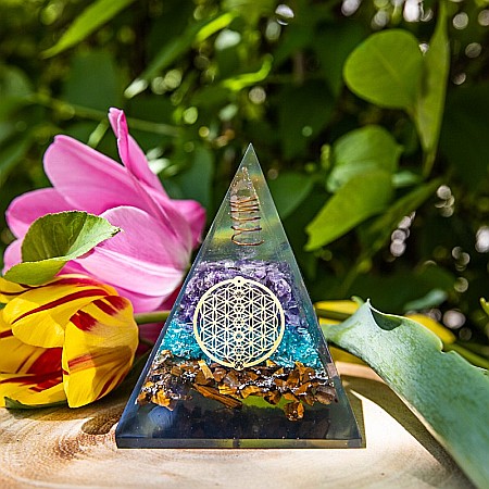 Piramida Orgonica Oseye din Pietre Semipretioase din Ochi de Tigru, Cristale de Acvamarin, Ametist si Simbol Floarea Vietii [4]