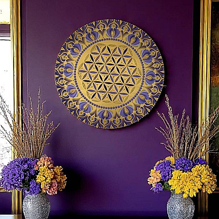 Tablouri Mandala - Serenitate Regala_Tablou Mandala Pictat Manual in culori regale auriu-mov, 40 cm