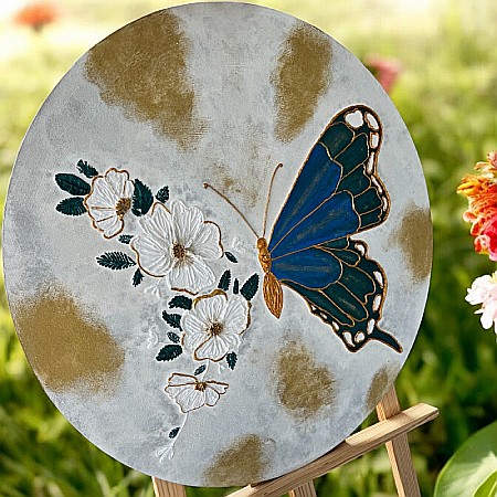 Tablou handmade 'Fluturele Inflorit' realizat pe suport de lemn de 60 cm [2]