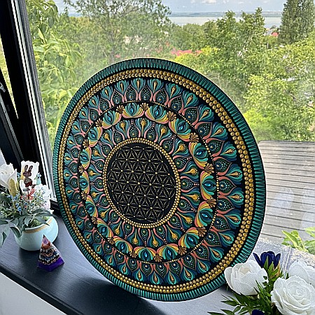 Tablouri Mandala - Tablou Mandala handmade unicat cu Floarea Vietii, realizat pe suport de lemn de 60 cm