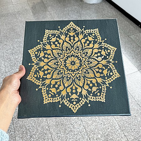 Tablou mandala pe suport canvas realizat cu pasta de structura, 29 cm [1]