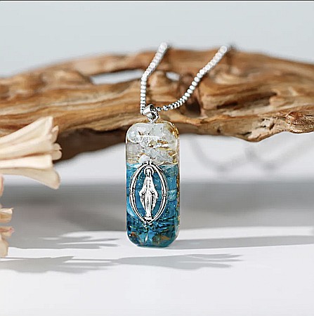 Bijuterii Apatit - Talisman cu pandantiv orgonit Fecioara Maria din Cristale de Apatit si Cuart