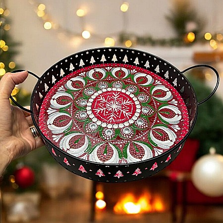 Tablouri Mandala - Tava decorativa Craciun pictata cu model mandala, 25 cm