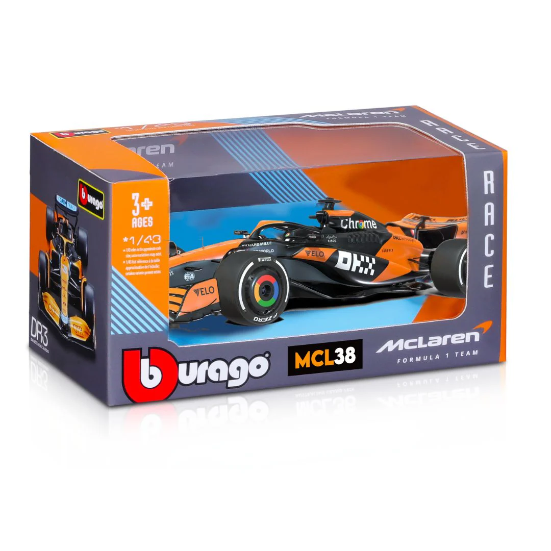 McLaren F1 MCL 38  - Scara 1:43 [2]