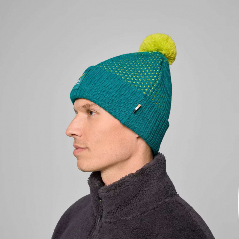 Căciulă Aston Martin Aramco Cognizant F1 2025 Team [3]