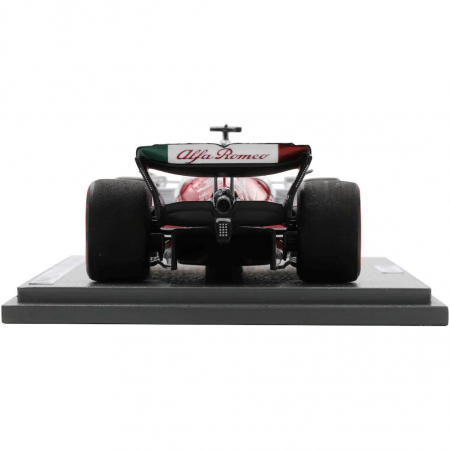 Alfa Romeo Sauber F1 F1 Team ORLEN C42 Nr. 77 - Locul 6 în Marele Premiu al Bahrainului - Valtteri Bottas Model 1:43 [1]