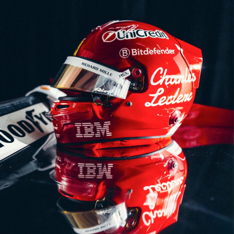 Cască 1:5 Charles Leclerc – Scuderia Ferrari HP GP Italia 2025 [1]