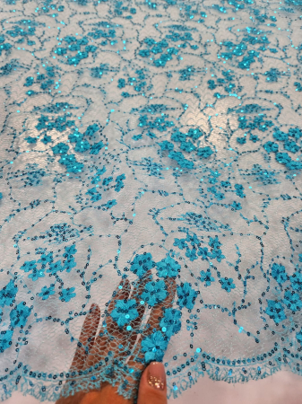 PAIETE - Broderie bleu turcoaz accesorizata cu paiete, latime 125 cm