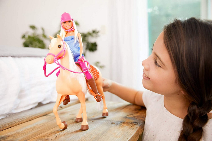 BARBIE SET PAPUSA CU CAL [3]