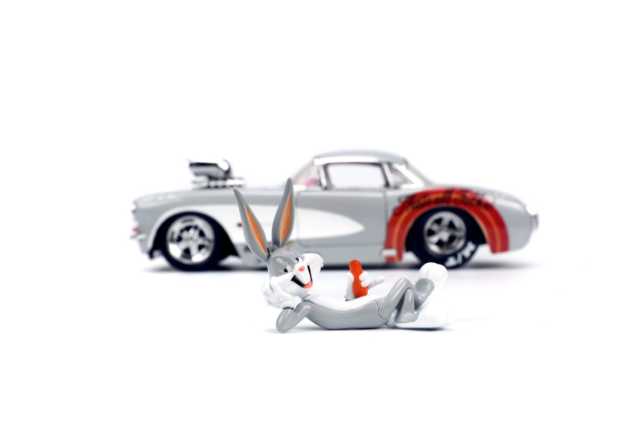 JADA MASINUTA METALICA BUGS BUNNY 1957 CHEVROLET CORVETTE 1:24 [2]