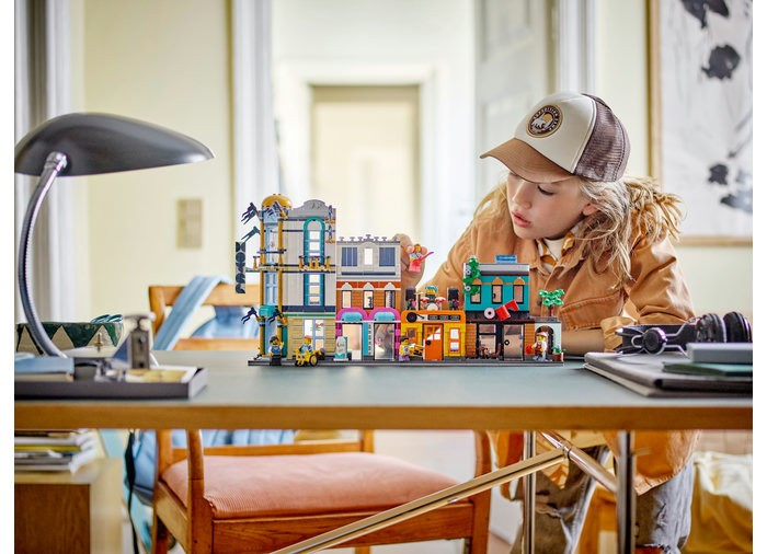 LEGO CREATOR STRADA PRINCIPALA 31141 [4]