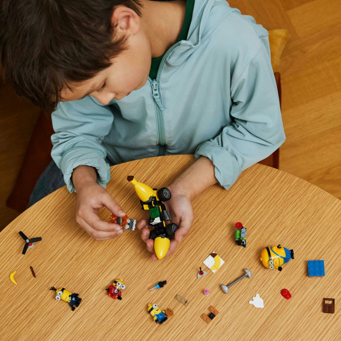 LEGO DESPICABLE ME4 MINIONII SI MASINA BANANA 75580 [6]