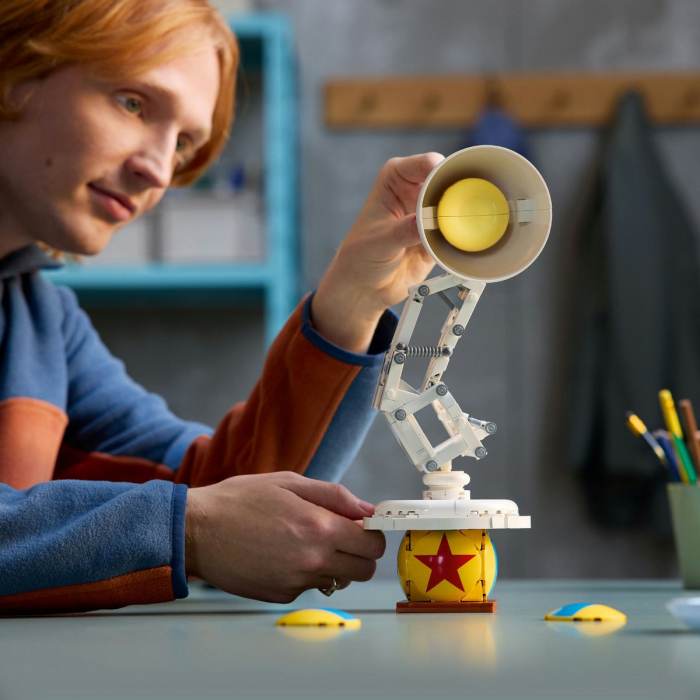 LEGO IDEAS DISNEY PIXAR LUXO JR 21357 [3]