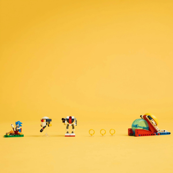 LEGO SONIC ÎNFRUNTARE LA FOCUL DE TABARA AL LUI SONIC 77001 [5]