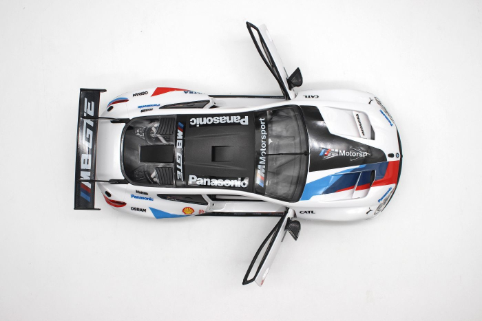 MASINUTA CONSTRUIBILA CU TELECOMANDA BMW M8 GTE SCARA 1 LA 18 [4]
