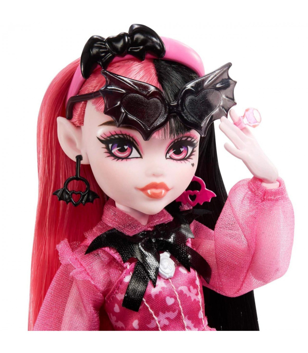 MONSTER HIGH PAPUSA DRACULAURA CU ANIMALUT SI ACCESORII [3]