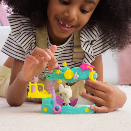  GABBYS DOLLHOUSE SET BALCON DECORAT A LUI PANDY PAWS [2]