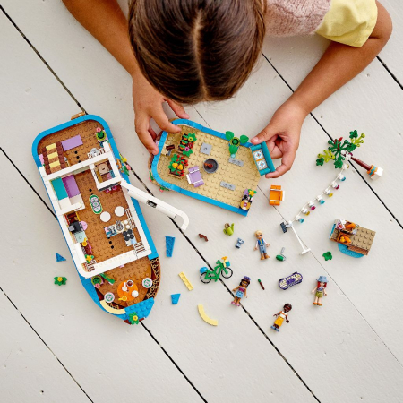 LEGO FRIENDS CASUTA PLUTITOARE 41702 [2]