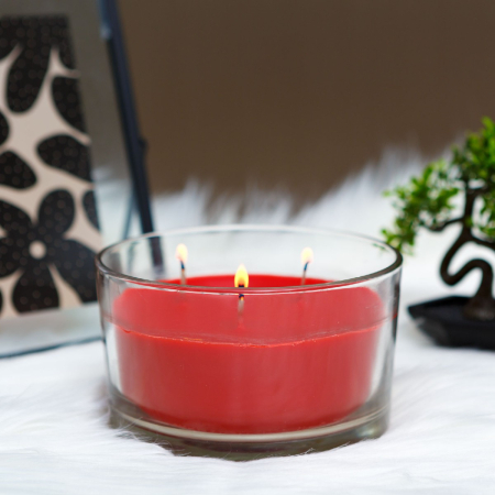 Articole pentru casă - Lumânare parfumată – Căpșuni & frișcă – 350 g