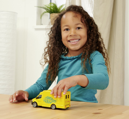 MAJORETTE TRANSPORTOR MERCEDES BENZ DHL [2]