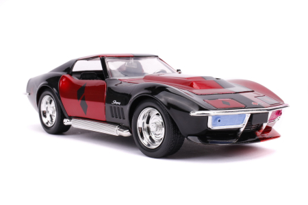 MASINUTA DIN METAL HARLEY QUINN 1969 CHEVY CORVETTE SCARA 1:24 [3]