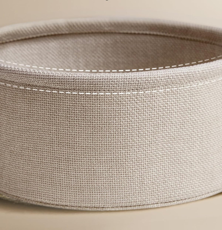 Masuta de cafea rotunda cu cos de stofa, statie de incarcare 2 prize si 2 USB, 45x50cm, alb [4]