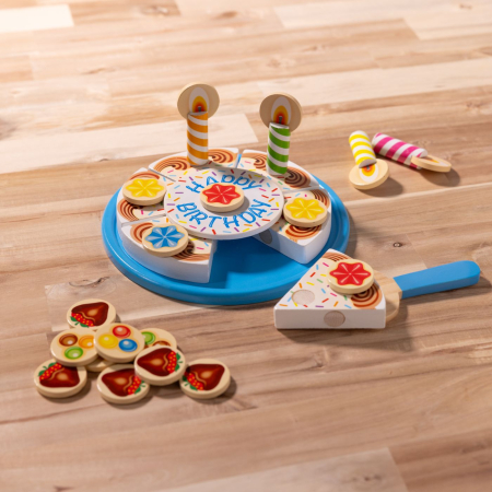 MELISSA AND DOUG SET DE JOACA DIN LEMN TORT ANIVERSAR  [7]
