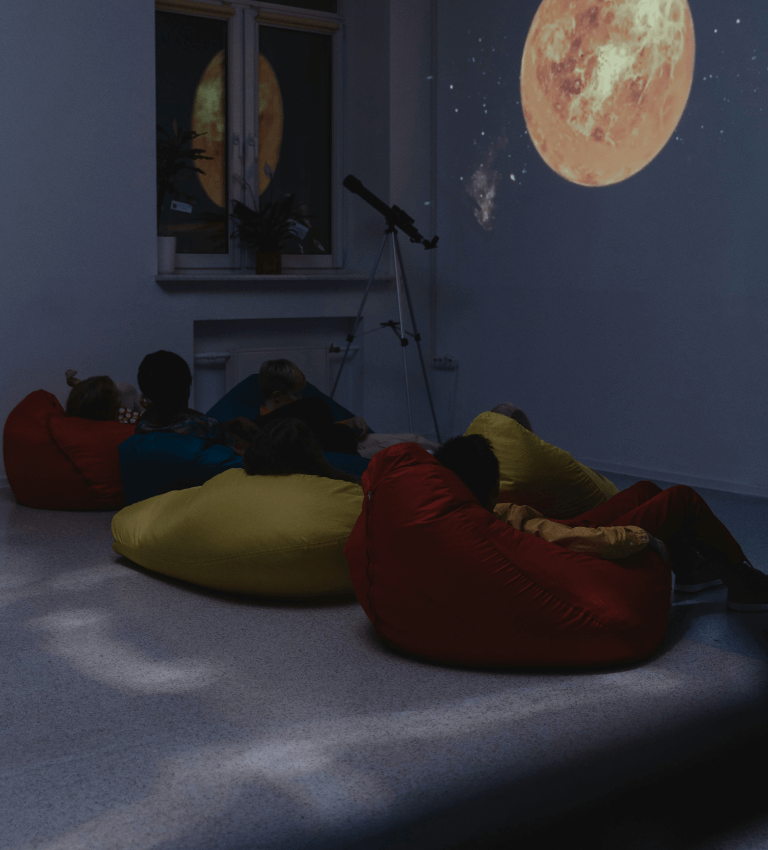 Transformă-ți camera într-un cer plin de stele!