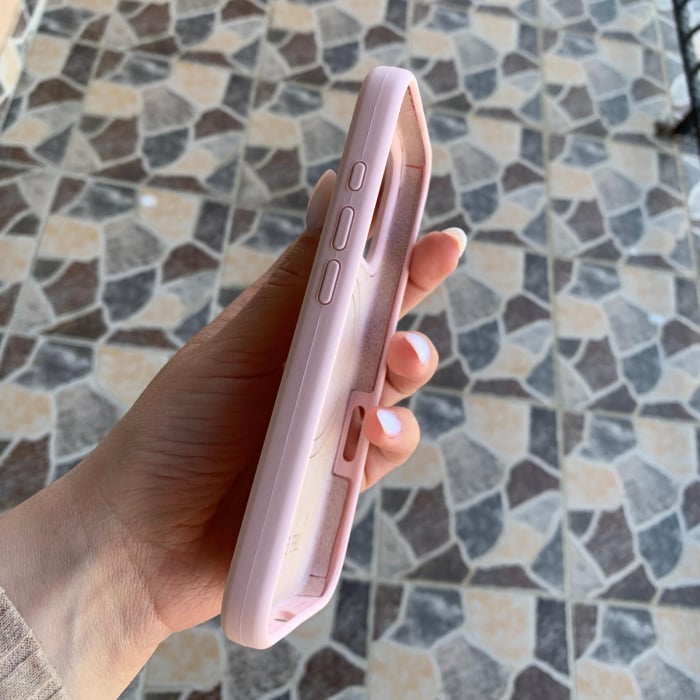 Husa Iphone 16 PRO cu MagSafe - Silicon, interior catifelat, design Minimalist, Roz Pastel Apple [6]